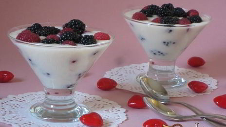 ежевика с муссом из зефира