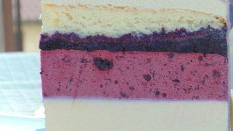 фиалковый торт-мусс с черникой весна в тулузе