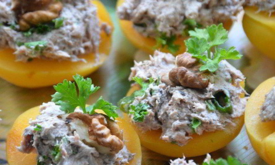 Рецепт мусс из тунца на абрикосах