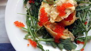 Паста ракушки с муссом из семги, маскарпоне, руколы и красной икрой