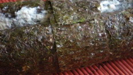 рыбный террин с креветочным муссом на подушечке из брокколи