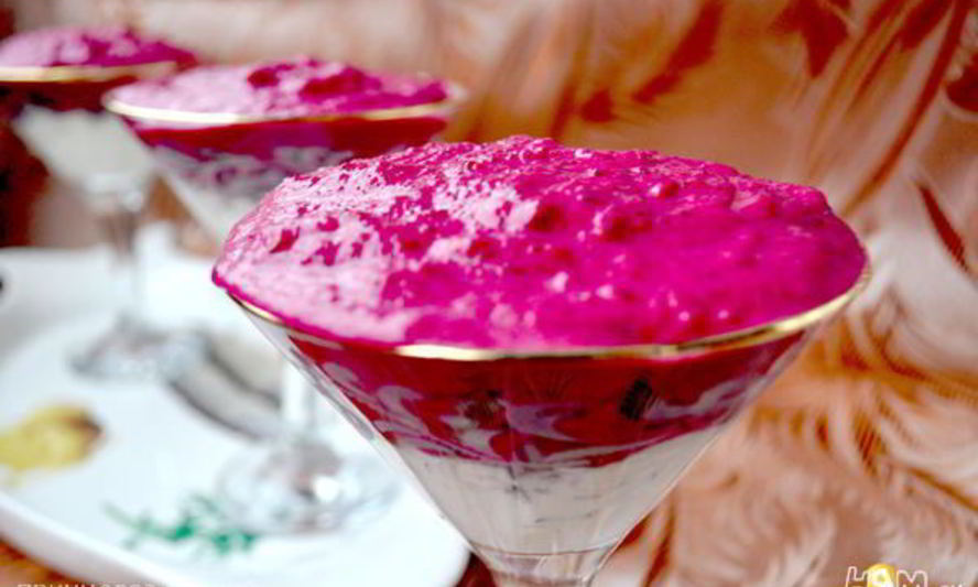 Рецепт сельдь под муссом из свеклы