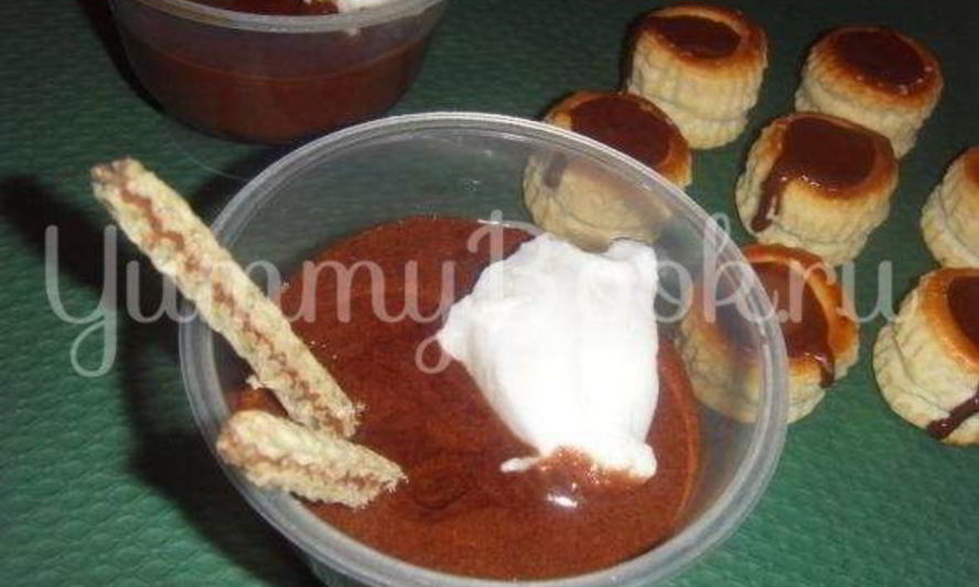 Рецепт шоколадный мусс с бисквитом