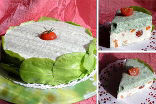 Торт-мусс с курицей, шпинатом и черри