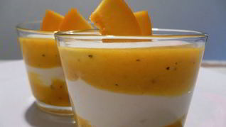 Творожный крем с муссом из персика и маракуи