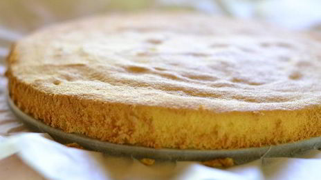 творожный торт-мусс с ягодами в белом шоколаде