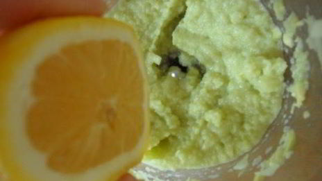 яблочный мусс с авокадо и креветками