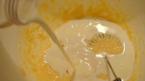 несладкий клафути с томатами черри и пармезаном