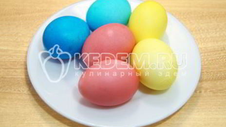 крашеные яйца пасхальные кролики