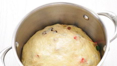 кулич на желтках и топленом масле