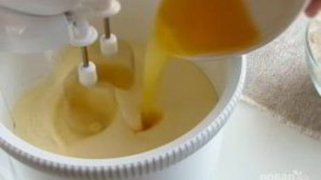 кулич пасхальный из сдобного дрожжевого теста