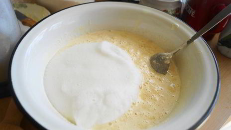 кулич пасхальный на взбитых яйцах с заварной глазурью