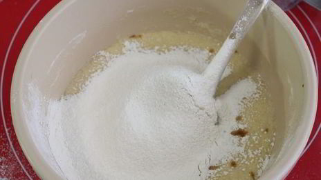 кулич с творожной начинкой