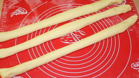 кулич с творожной начинкой