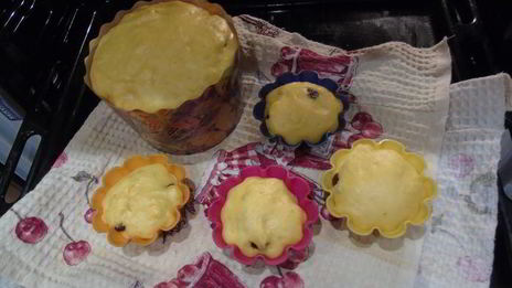 морковный кулич с клюквой