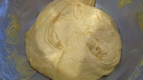 морковный кулич с клюквой