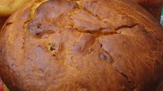 Пасхальный кулич на опаре с орехами