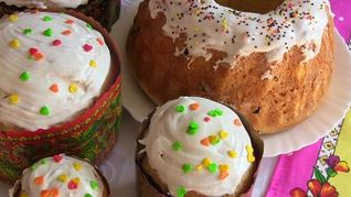 Пасхальный кулич с миндалем изюмом и лимоном