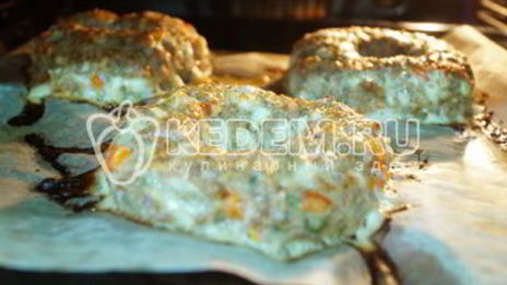 пасхальные мясные колечки с яйцом