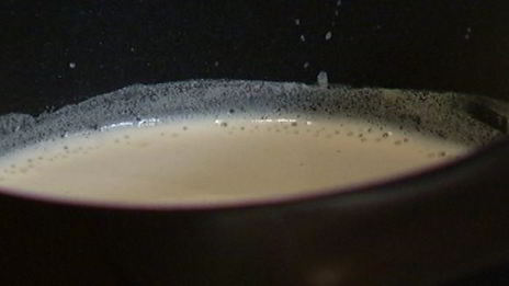 рисовый пудинг с миндалем и кедровыми орешками