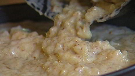 рисовый пудинг с миндалем и кедровыми орешками