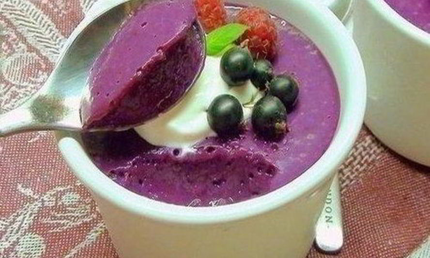 Рецепт десертное суфле из ягод со сгущенкой