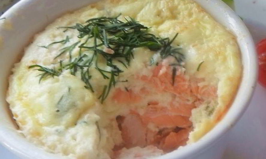 Рецепт нежнейшее суфле из форели с творожно-яичной заливкой