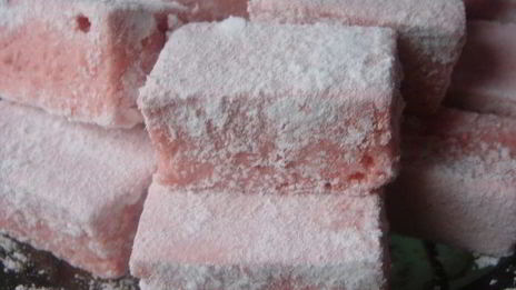 нежное суфле клубничное облачко