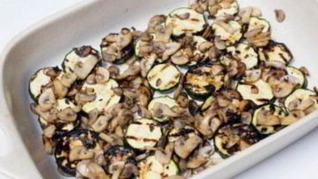 суфле из кабачков под грибным соусом