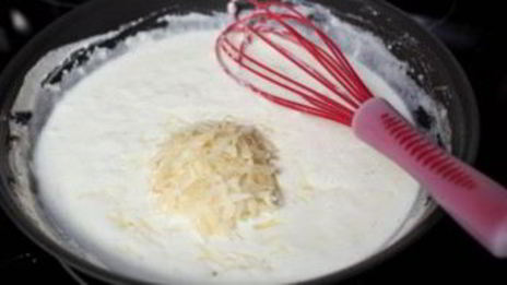 суфле из кабачков под грибным соусом