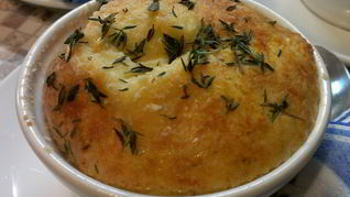 Суфле из козьего сыра с тимьяном