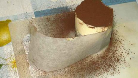 суфле в шоколадных стаканчиках