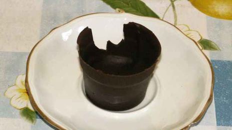 суфле в шоколадных стаканчиках