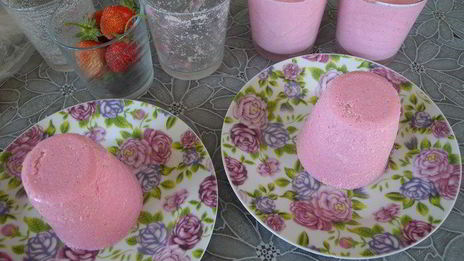 творожное суфле с белым шоколадом и клубникой