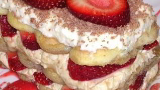 Клубничный тирамису для двоих