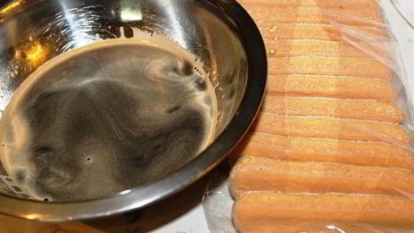 кофейно-клубничный тирамису