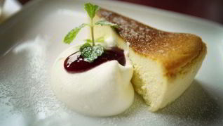 Творожно-яблочный пудинг