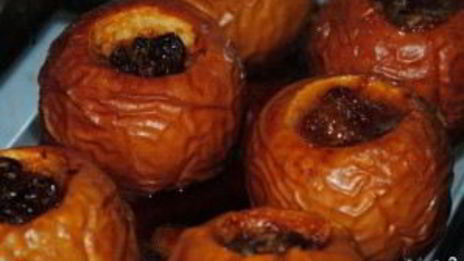 запеченные яблоки с сахаром