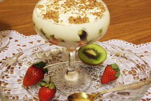 Фрукты в зефирном креме