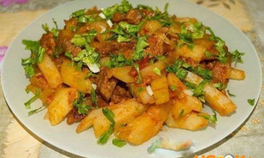 Рецепт азу из говядины с солеными огурцами