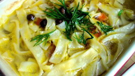 домашняя лапша в горшочке