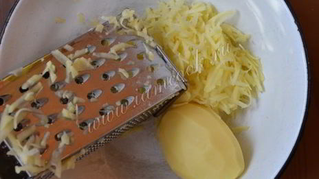 драники в томатном соусе