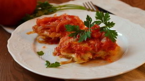 драники в томатном соусе