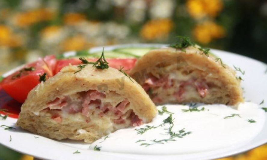 Рецепт картофельные колдуны с сосисками и сыром в микроволновке