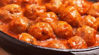 Французские фрикадельки в томатном соусе