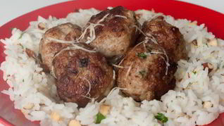 Фрикадельки из индейки с беконом