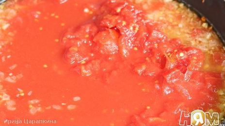 фрикадельки из трески в томатно-базиликовом соусе