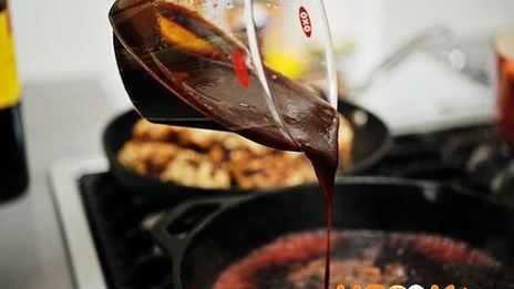 фрикадельки на сковороде