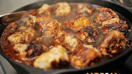 фрикадельки на сковороде