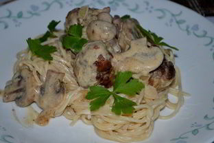 Фрикадельки по-строгановски